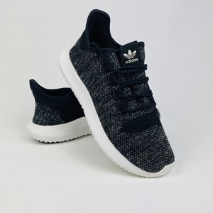 adidas tubular 38