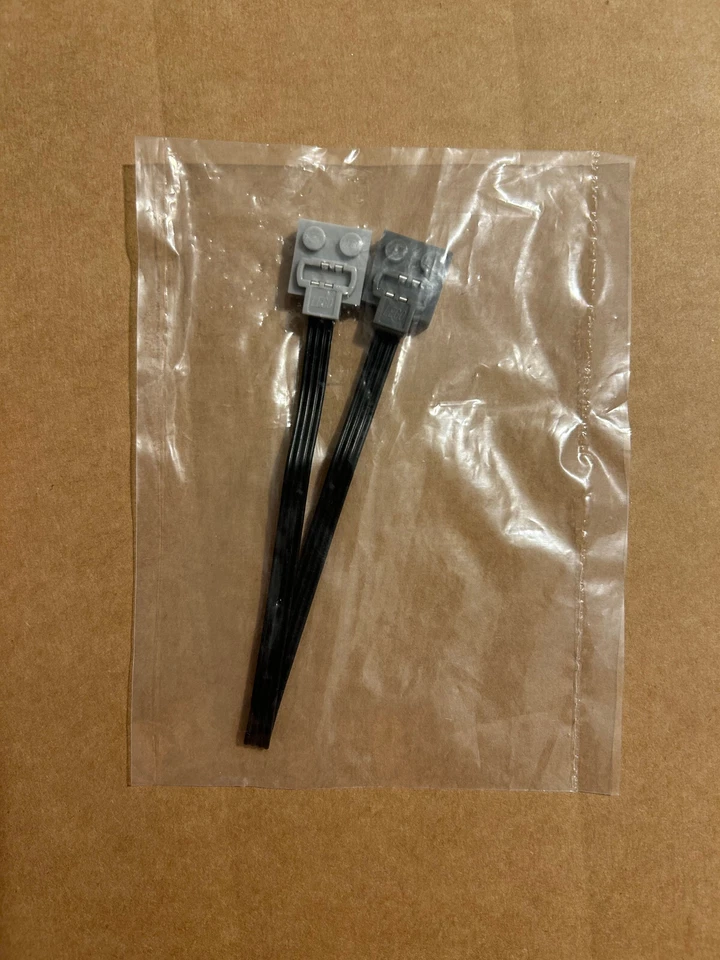 LEGO 60656 dbg Electric Power Functions Extension one Light Bluish Gray End 20cm - Image 2 of 2