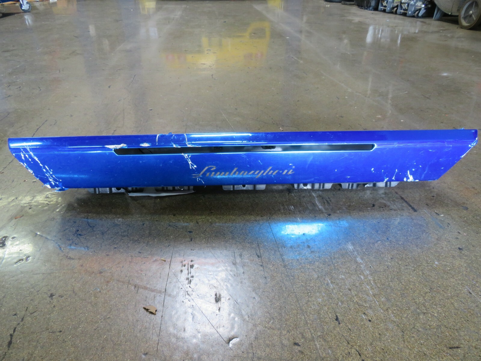 Lamborghini Huracan, LP610, LP580, Tail Finish Panel, Used, Dmg, P/N 4T0864487B