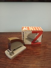 Pinzatrice cucitrice vintage  Zenith 520 E. Funzionante e con scatola originale