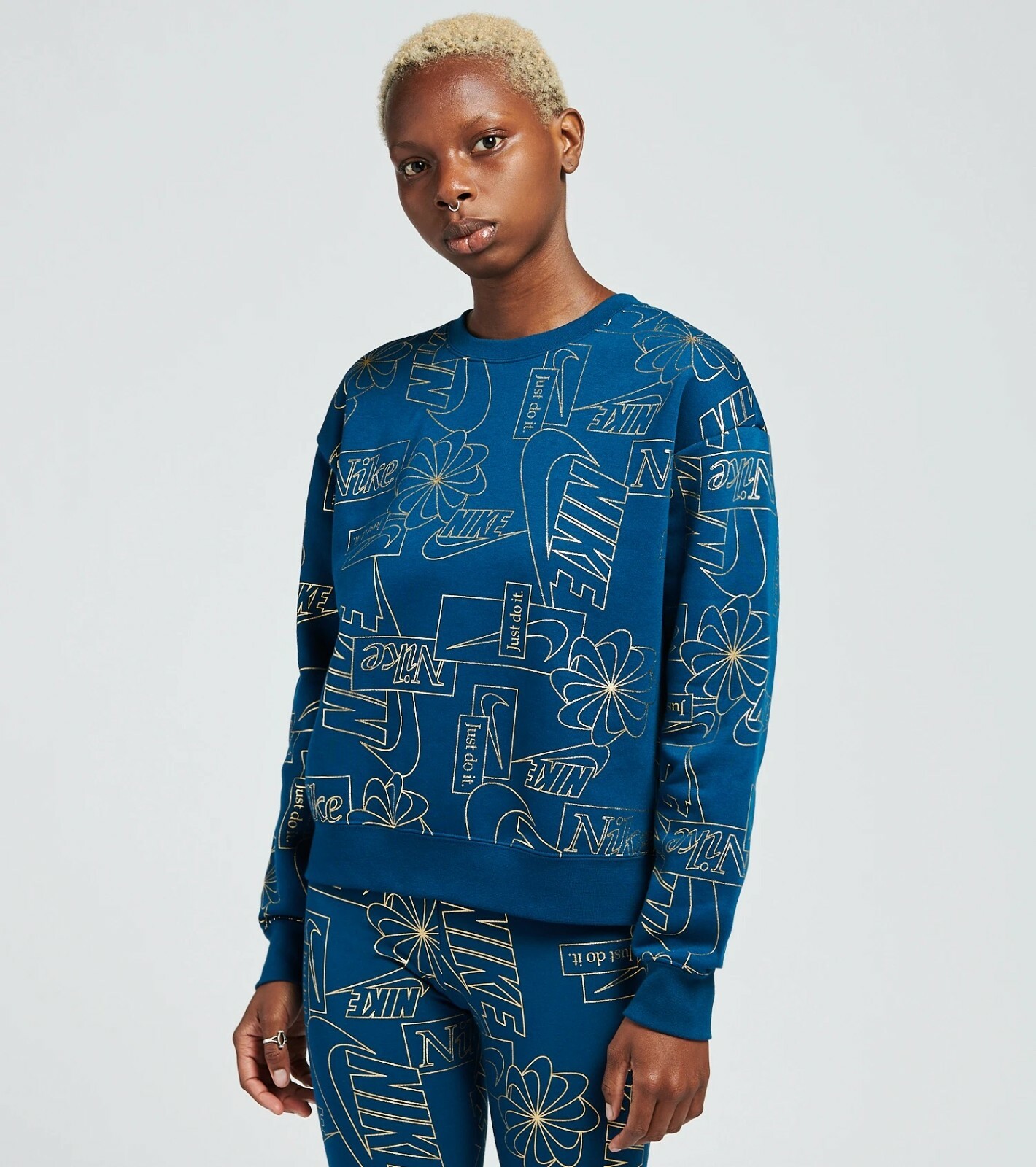 Nike Womens Sportswear Icon Clash Crew CZ1868-460 Valerian Blue-Sizes S, M  u0026amp; L | eBay