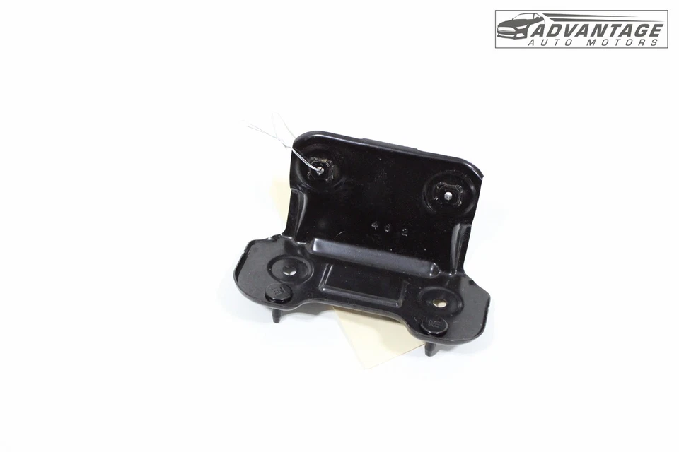 Chevrolet Silverado 2500 HD 2015-2019 puerta trasera derecha tirador manija soporte OEM Foto 2 de 4