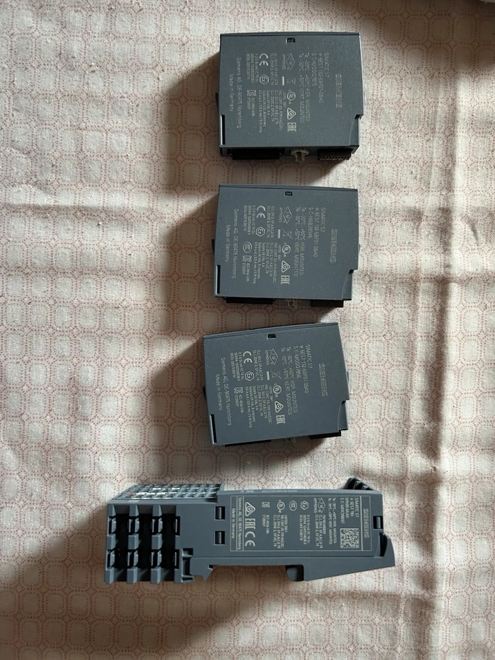 SIMATIC , Digital Outputs for Et200 Sp + Bases Unit + Server Module - Imagen 2 de 4