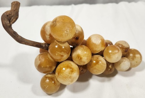Antique Italian Alabaster Stone Fruit 24 Cluster Alabaster Pink Salmon Grapes 9" - Picture 2 of 6