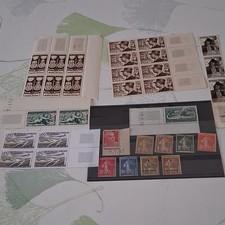 Timbres France commémoratifs non oblitérés lot 31 1941-1960 blocs 4x3