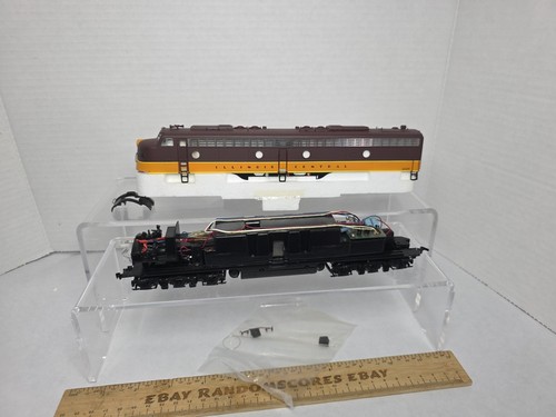 Proto 2000 HO Scale 8712 E8/9 Diesellok Illinois Central 4025 NOS läuft | Zustand: New