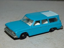 Matchbox Lesney 42 Studebaker Lark Wagonaire bright blue, light blue roof