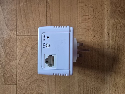 Simple Networks HP200PT64BT 200Mbps SPS Mini Passthrough Powerline Adapter weiß - Bild 3 von 4