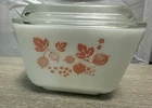 Vintage PYREX Pink Gooseberry 501-B 1-1/2 Cup Refrigerator Dish & Lid