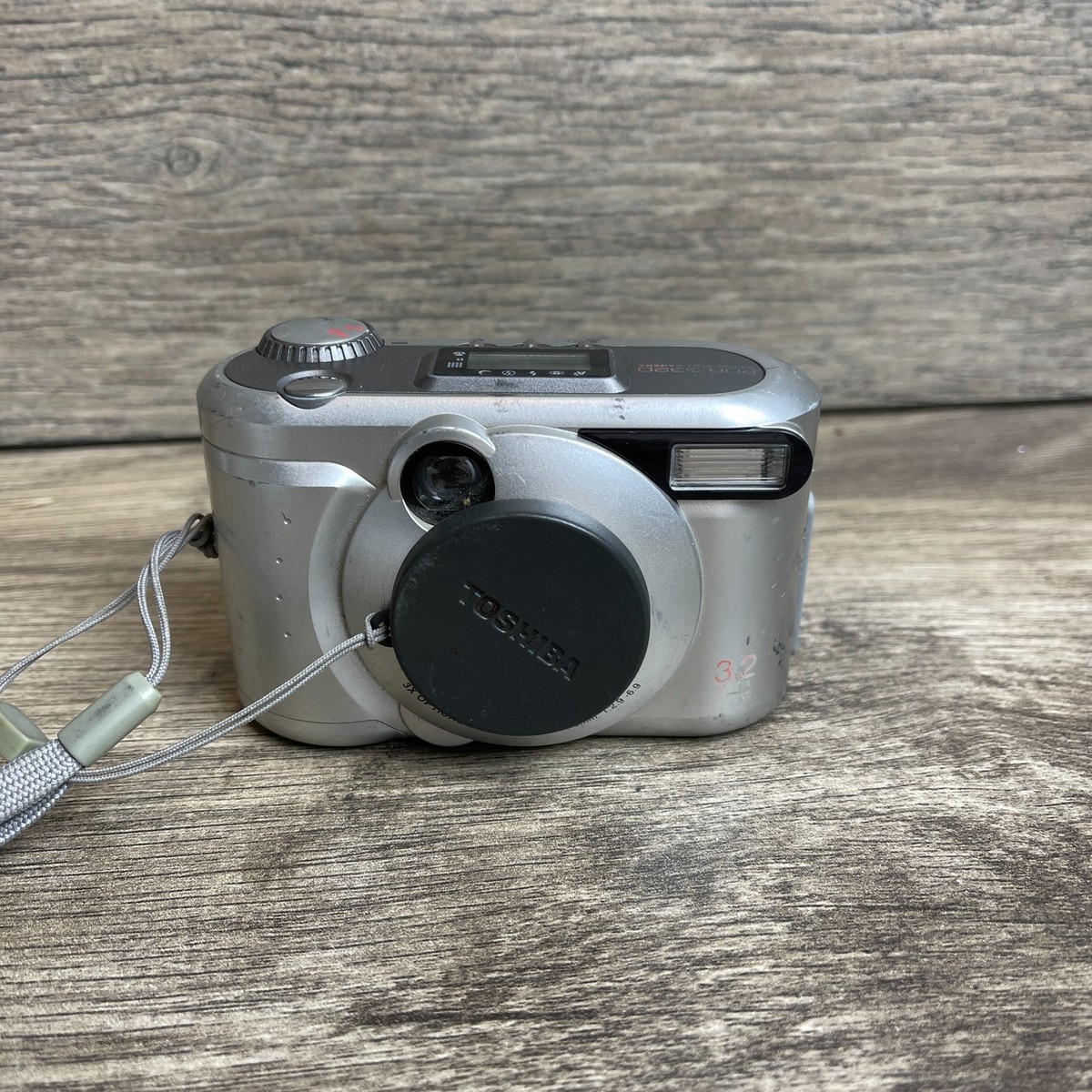 Toshiba PDR-3320 Silver 3.2 MP 1.5