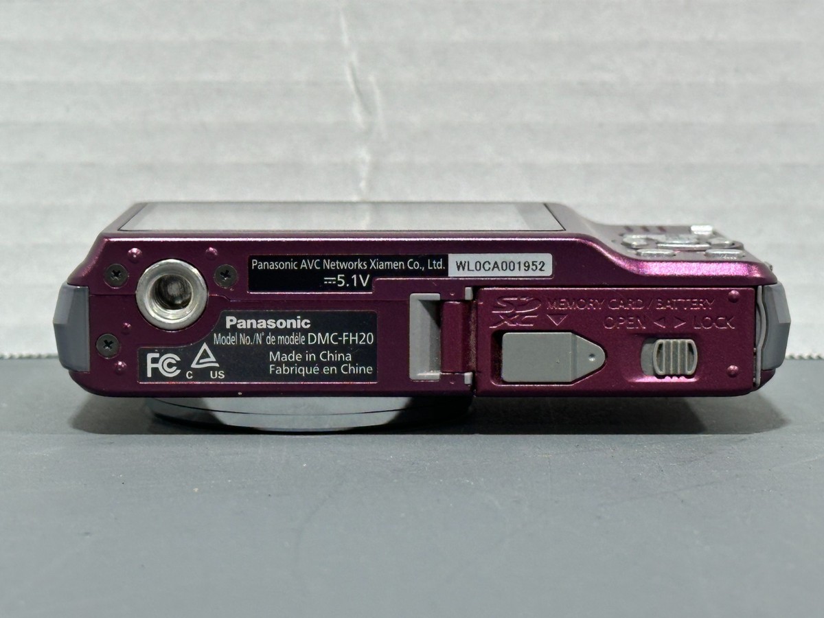 Panasonic Lumix DMC-FH20 14.1 MP 8x Optical Zoom Purple Compact