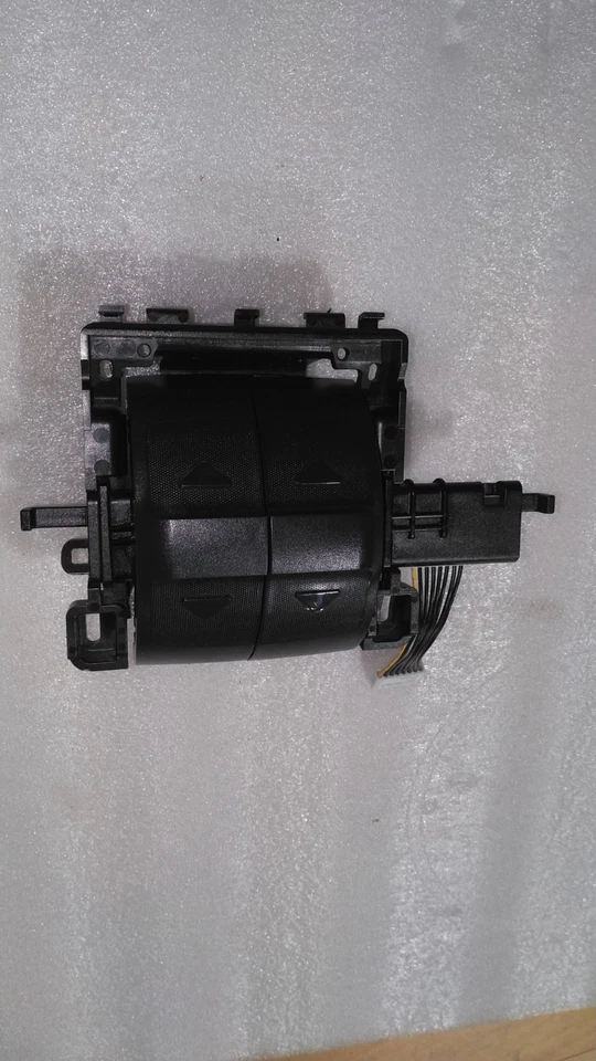 Elliptical Precor EFX 885 883 835 833 825 823 821 556i Tangle Switch - Image 2 of 4