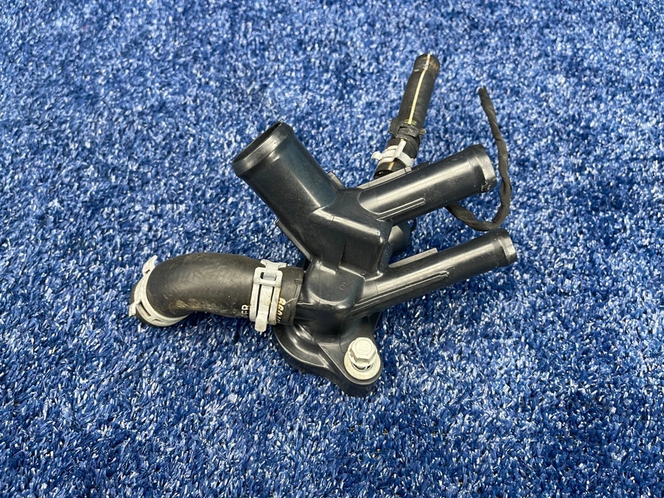 2016-2024 CHEVROLET Malibu 1.5L ENGINE WATER COOLANT THERMOSTAT HOUSING OEM - Image 2 of 4