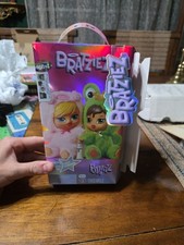 Bratz Bratzies Icon Series Plush Blind Box Opem Box But Bag Still Sealed W/Charm