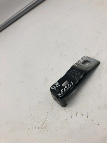 VW PASSAT B9 Variant CJ5 Kotflügelhalter vorne rechts 3j0821431 1.50 34221921