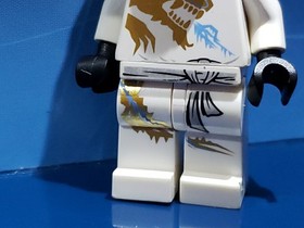 LEGO NINJAGO Golden Weapons Minifigure Zane DX njo0018 Ice Dragon 2260 Nice!