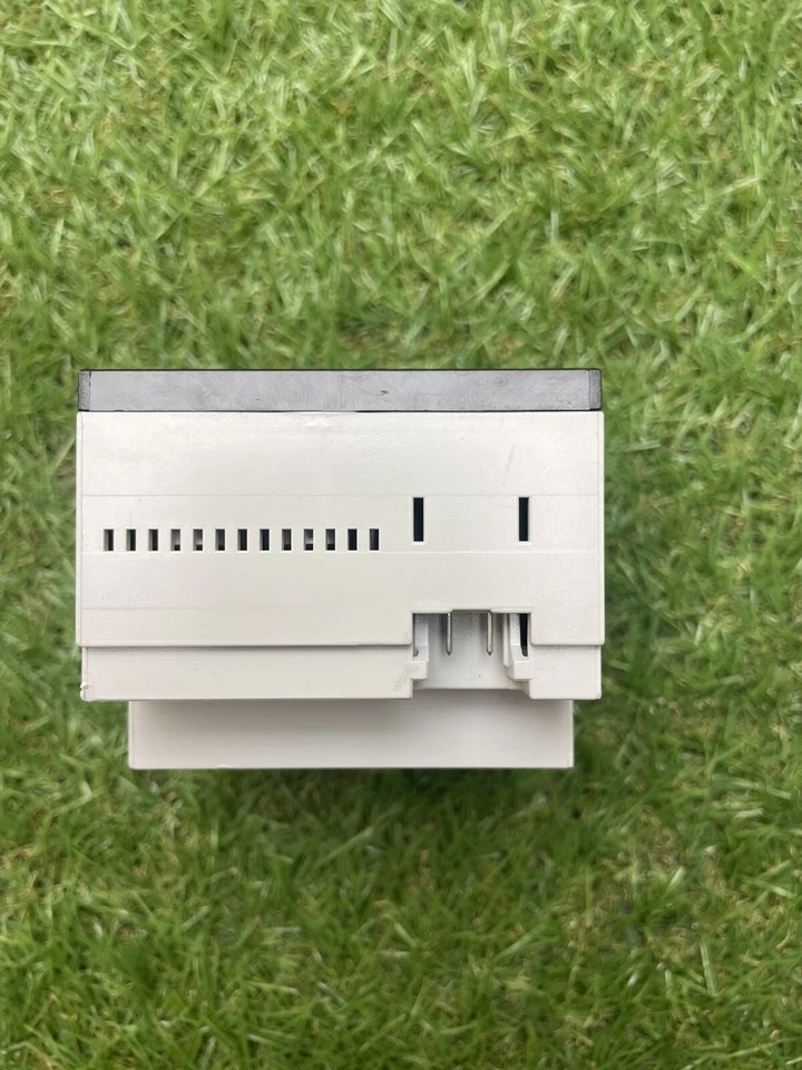 Schneider Electric-KNX-MTN648704-actionneur de stores 4x24V/6A à commande manuel - Photo 3/3