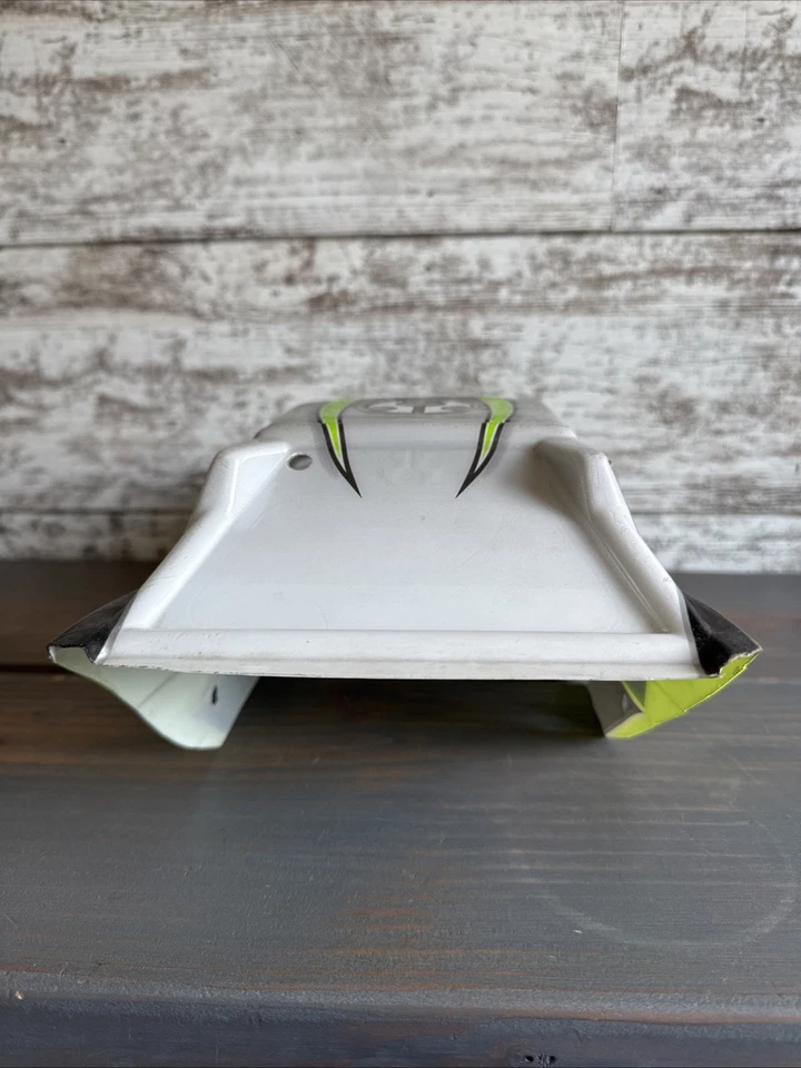 Axial AX-10 Scorpion 1/10 RC Rock Crawler BODY ONLY **RARE** - Image 4 of 4