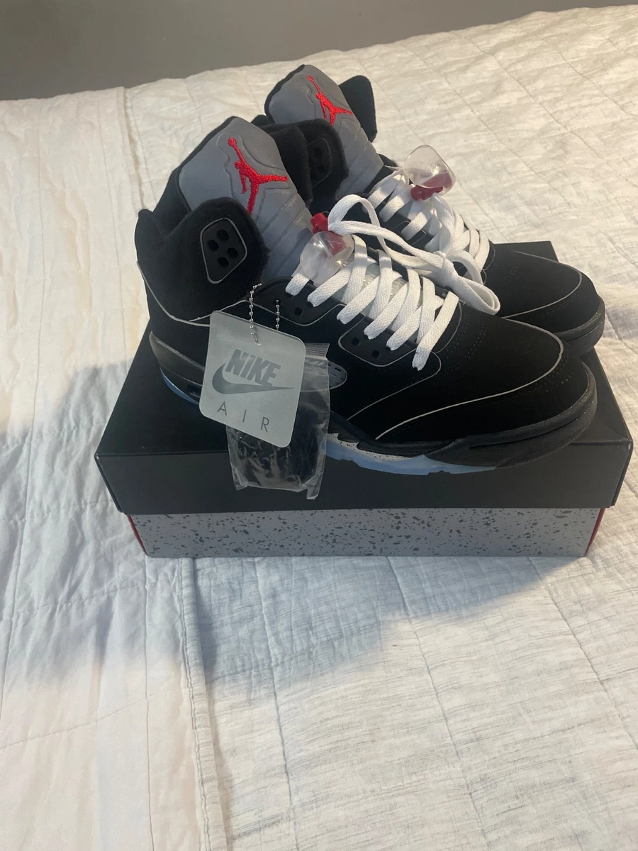 Preços baixos em Jordan 5 Retro OG Black Metallic Reimagined | eBay