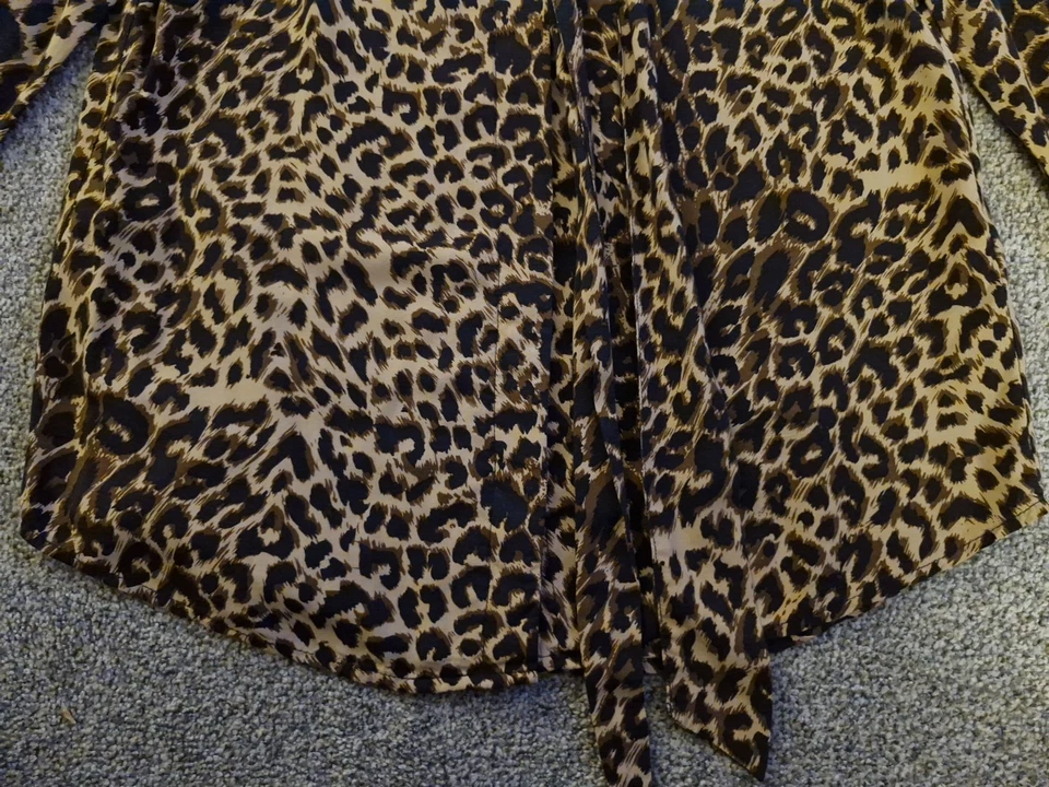 Womens Oasis Leopard Print Blouse/Top with Tie Neck Size 10 Excellent Condition - Image 4 of 4