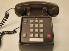 Vintage Radio Shack Pulse/Tone Desk Telephone Push Button Model 43-376 CLEAN 