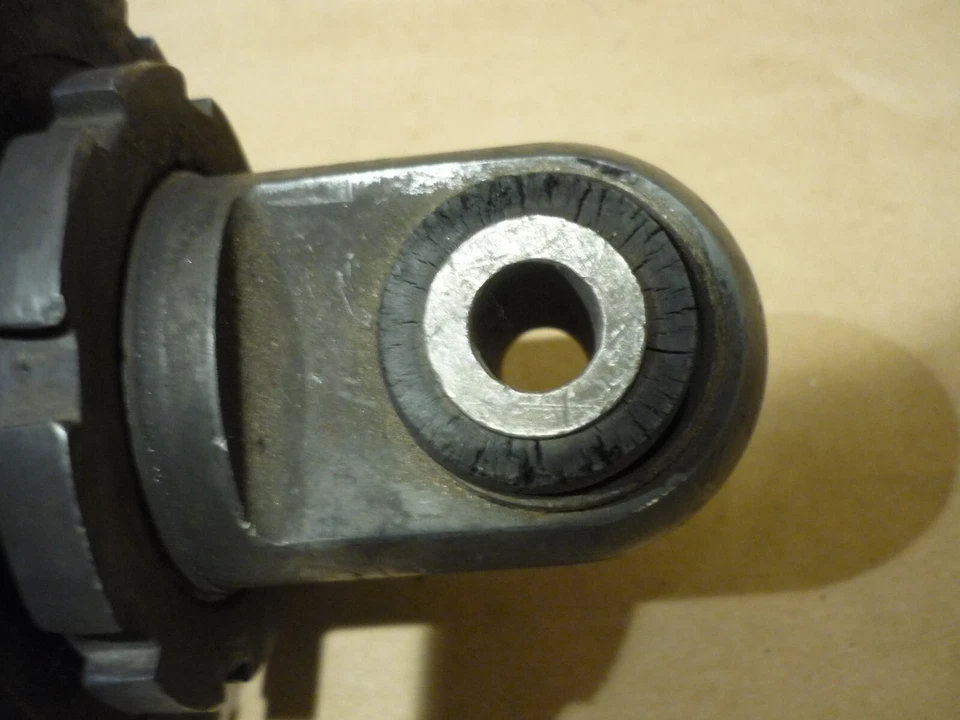 Ferrari Mondial t - Amortiguador trasero - P/N 137830 Foto 3 de 4