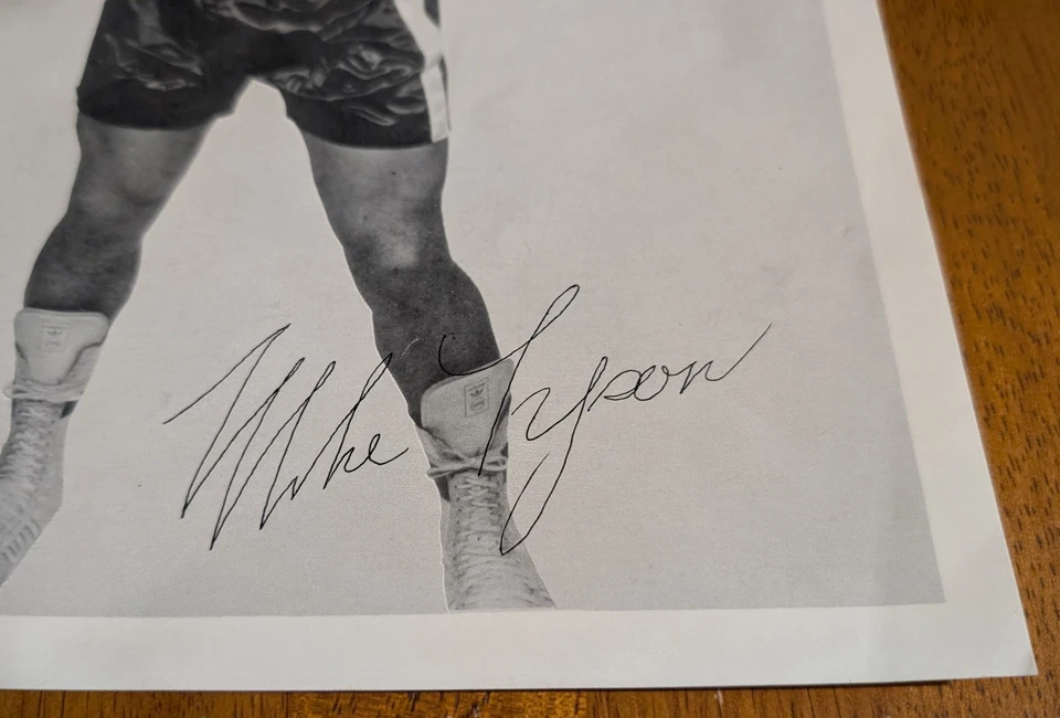 1986 Mike Tyson vs. James Tillis Glens Falls NY, Boxing 8x10 B&W Promo Photo - Image 4 of 4