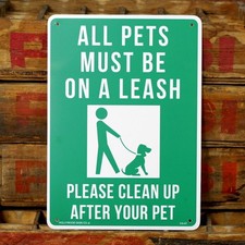 Plastic Message Sign: Keep Pets on a Leash CA-57