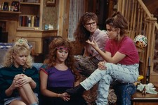 Brooke Theiss Jamie Luner JoAnn Willette Heather Langenkamp in tv - Old Photo
