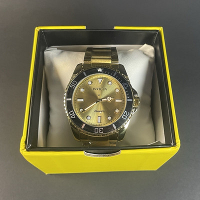 Invicta Pro Diver Men's Quartz Diver Watch 42mm Gold Tone Black Bezel, 69396