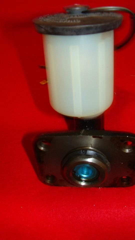 Cilindro mestre de freio Coni-Seal MC101310 para Toyota Celica Supra 1979-81 - Imagem 4 de 4