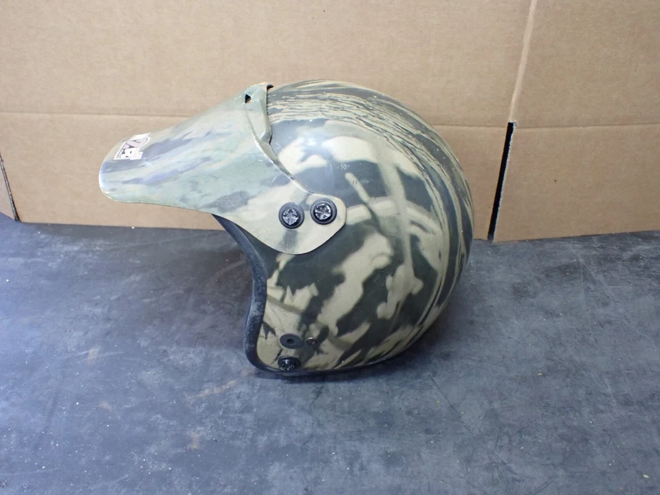 M2r Full Face Helmet Motorcycle Dirt Bike Scooter Helmet Medium Camo - Image 2 of 4