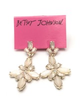 Betsey Johnson Flower Cream/gold Crystal Drop/dangle Earrings $30 on sale Betsey Johnson Flower Cream/gold Crystal Drop/dangle Earrings $30 on sale