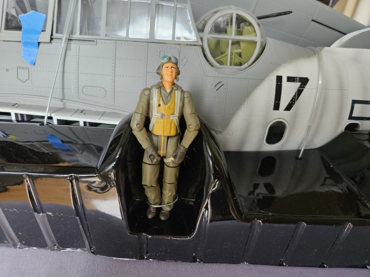 【希少】1/18 TBF-1 AVENGER / アベンジャー Amazon.co.jp: 21st センチュリートイズ 1/18 TBF-1 AVENGER