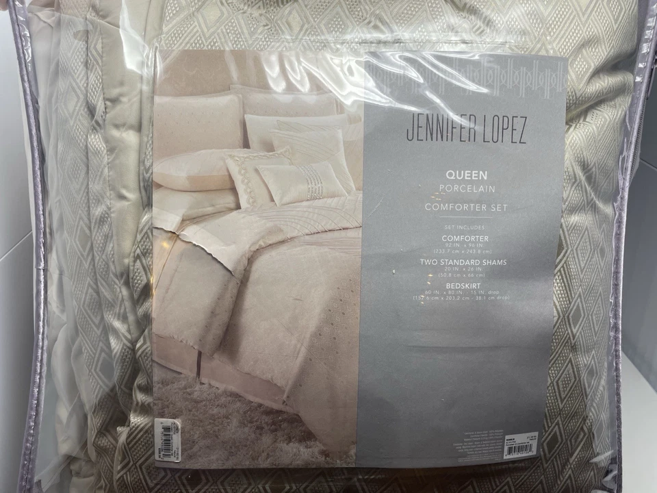 JLo/Jennifer Lopez Porcelain Queen Comforter Set - 2 Shams, Bedskirt, Comforter - Image 3 of 4