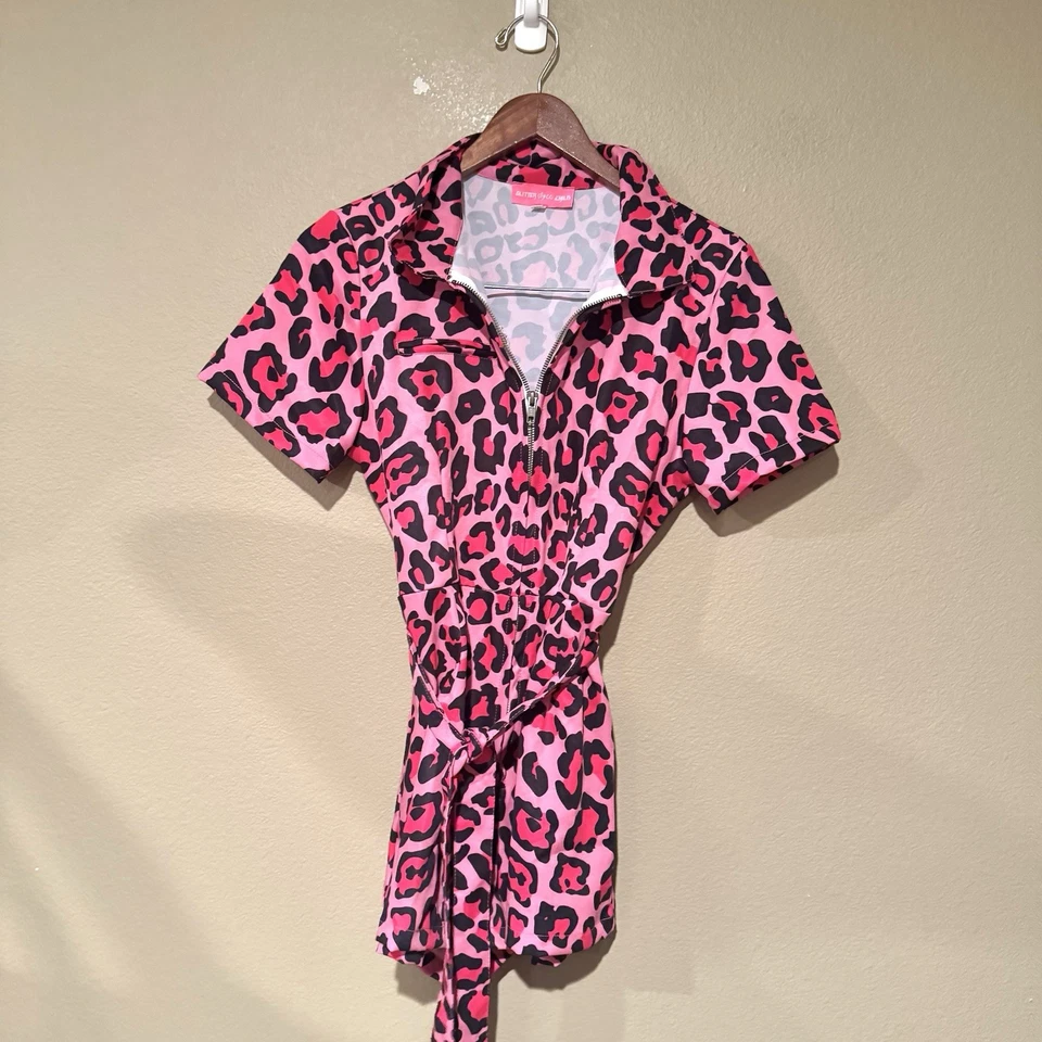 Mameluco Disco Brillo Niño Estampado Leopardo Manga Corta Cinturón Rosa Talla Mediana Foto 2 de 4