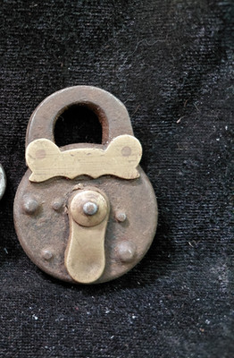 Rare Old Vintage Collectible Iron Fine Two 2 Tour Unique Key Padlock Germany?