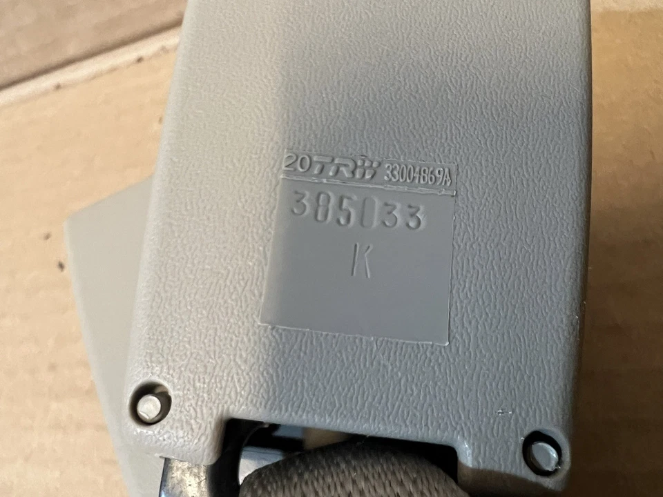 2003 - 2008 Lincoln Town Car Left Middle Rear Seat Belt Buckle Latch Assemblies Foto 4 de 4