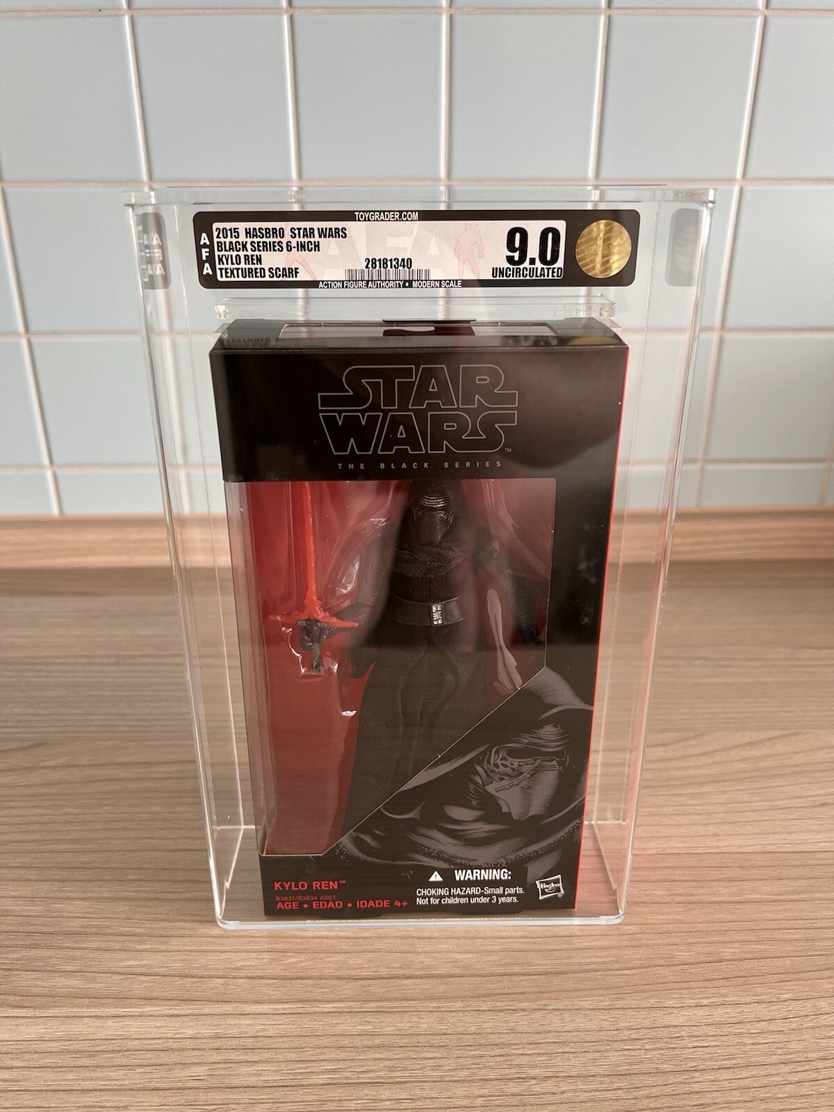 Hasbro Star Wars The Black Series Kylo Ren B3837 AFA 9.0 2015 (sin circular)