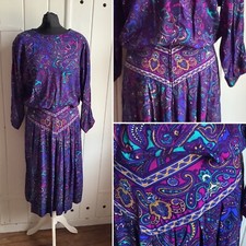 Vintage Dress Size 12 Paisley Floral Deep Purples Blue Pink Pockets