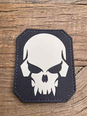 PVC Rubber Patch Hook Vampire Skull Evil Dracula