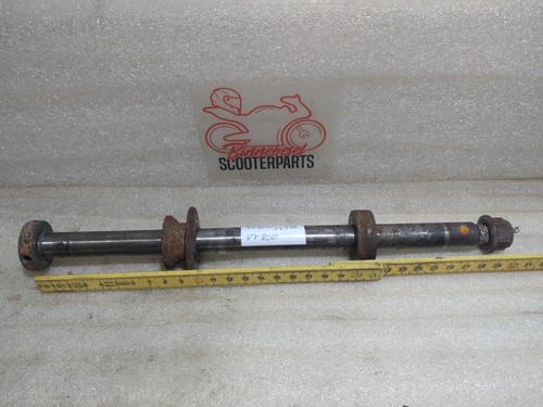 Achse Suzuki VX 800 VS51B Hinterrad