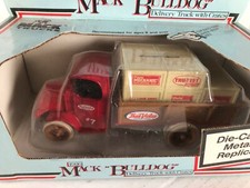 VTG ERTL 1926 Mack Bull Dog Delivery Truck DieCast 1:25 True Value Bank NEW