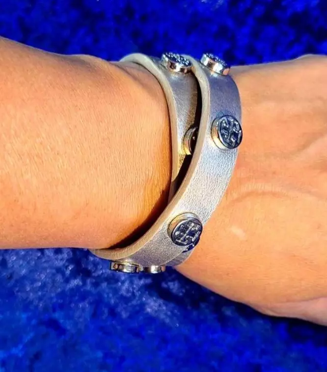 Tory burch double clearance wrap logo stud bracelet