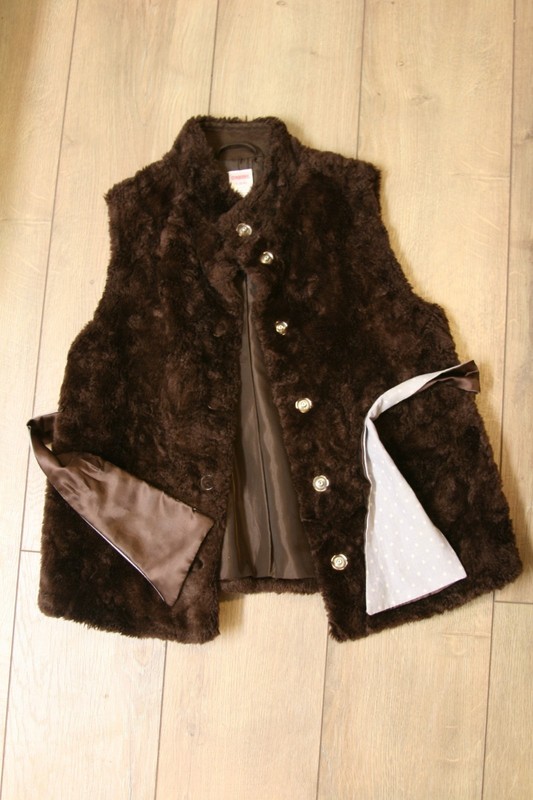 Gymboree girls brown faux-fur vest size 5/6