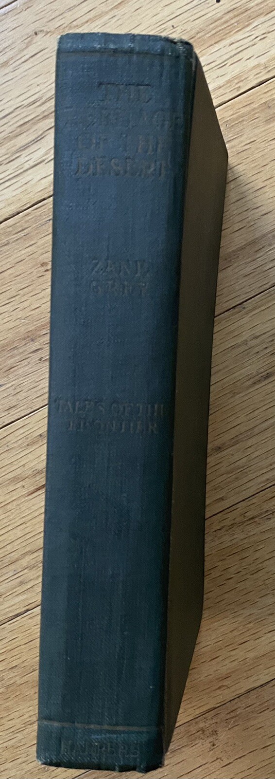 Foto 2 di 9