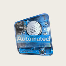 C6097B1028 1PCS NEW Honeywell Pressure switch C6097B1028 In Box Fast Ship