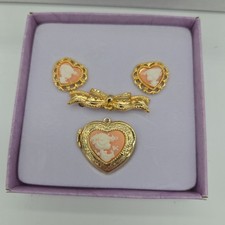 Precious Moments 1997 Gold-Tone Lapel Pin Locket and Earring Set 279757 NEW