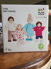 New Plan Toys Wooden Modern Doll Family 7142 Poseable Doll Family