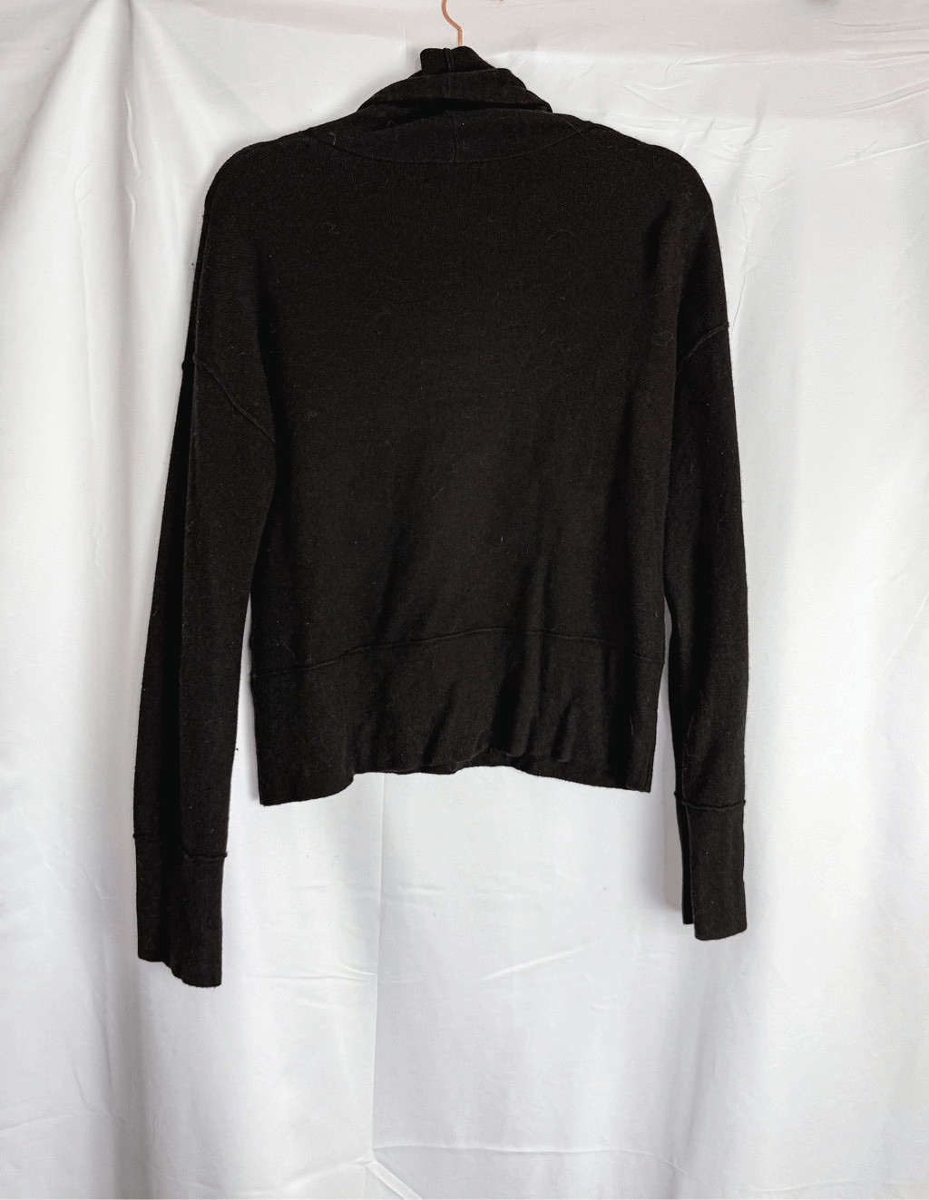 Universal Thread Sweatshirt - image 5